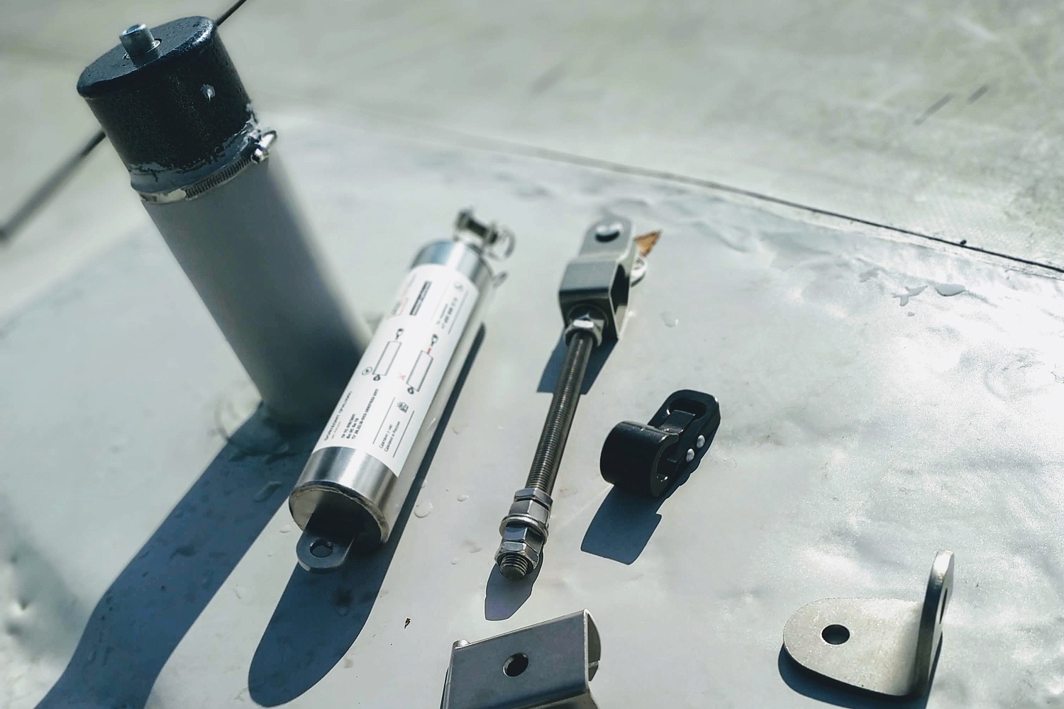 Система безопасности на кровле с ПВХ мембраной