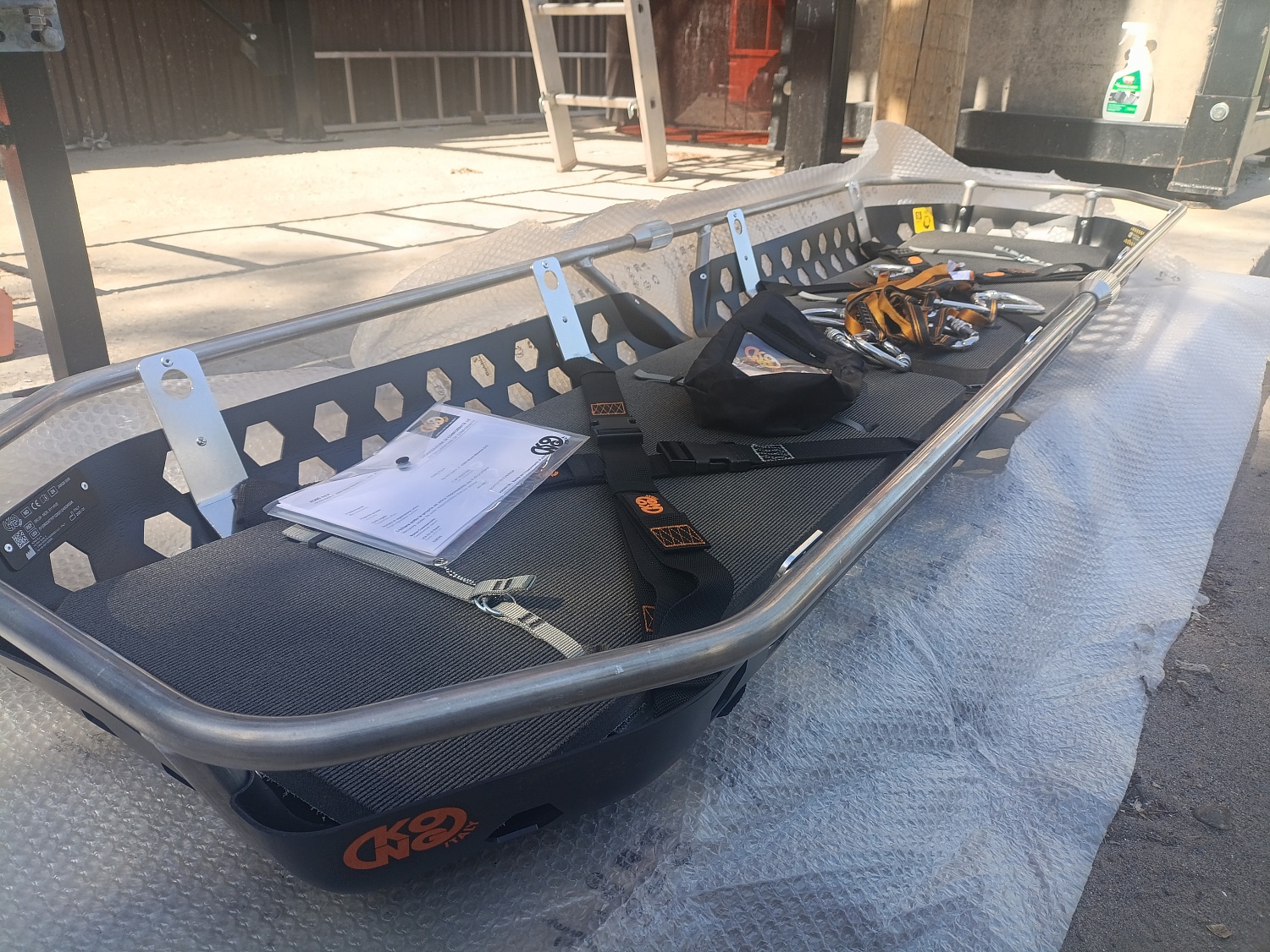 Носилки 911 Hive | Kong