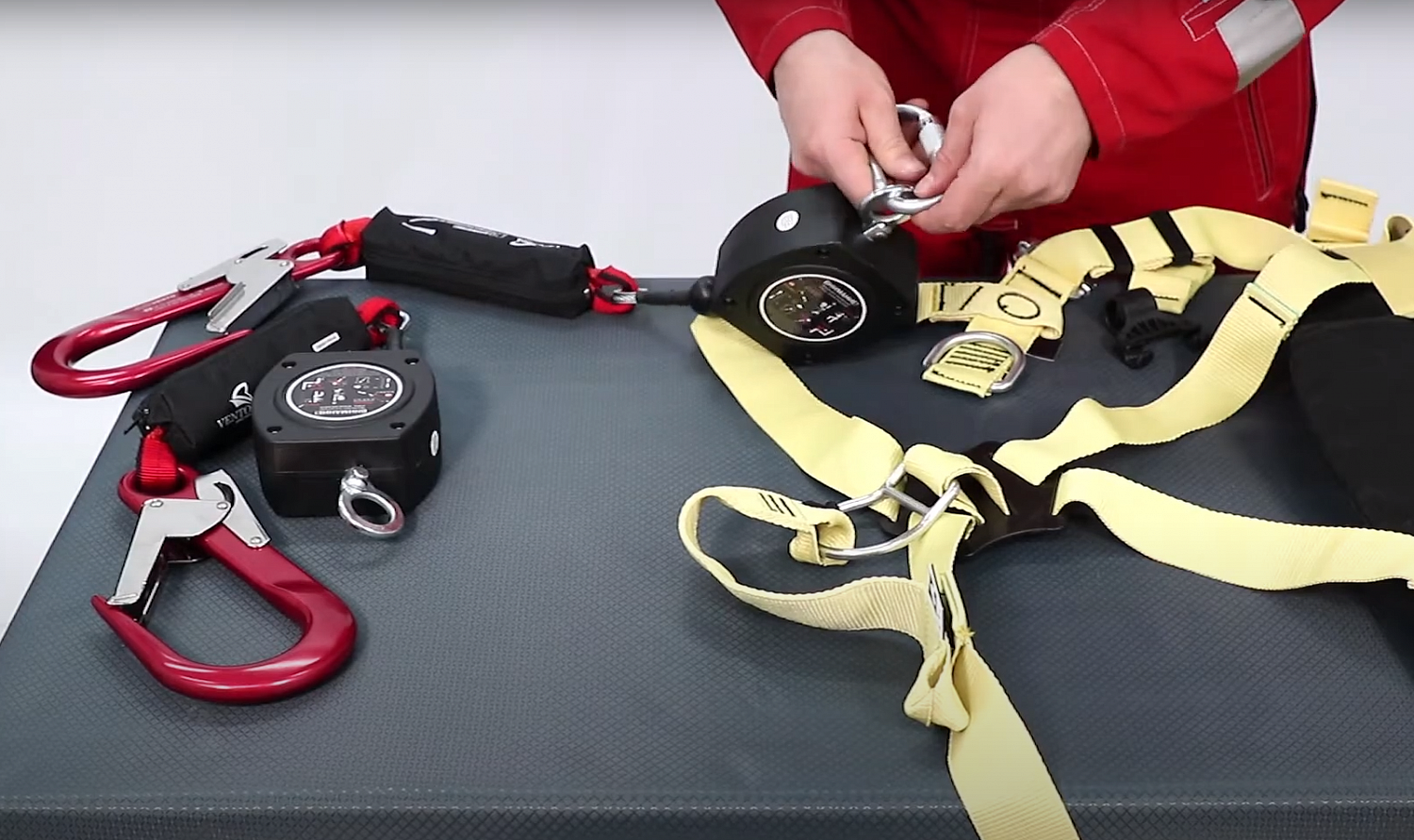 СИЗ втягивающего типа НВ-02 Трос duo 0058 | 63 | Vento СИЗ втягивающего типа НВ-02 Трос duo 0058 | 63 | Vento