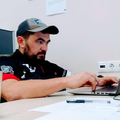 Роман Зинов Роман Зинов